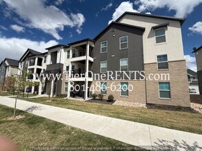 Building Photo - NO DEPOSIT option for qualified renters