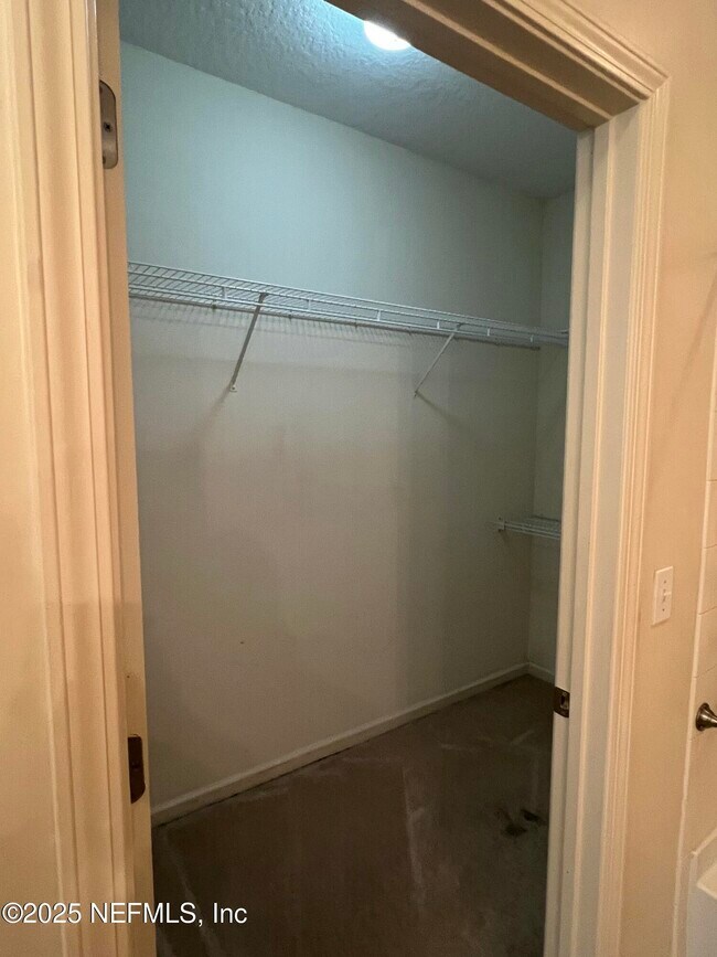 Building Photo - 5663 Greenland Rd