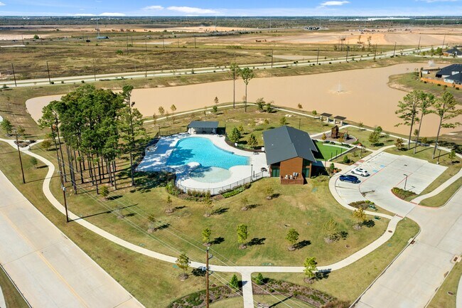 Building Photo - 21703 Heather Elm Dr