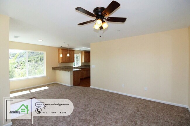 Building Photo - 9657 Swasey Dr
