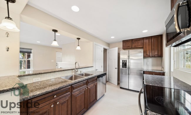 Building Photo - 3610 E Funk Ave