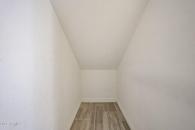 Building Photo - 2736 E Mews Rd