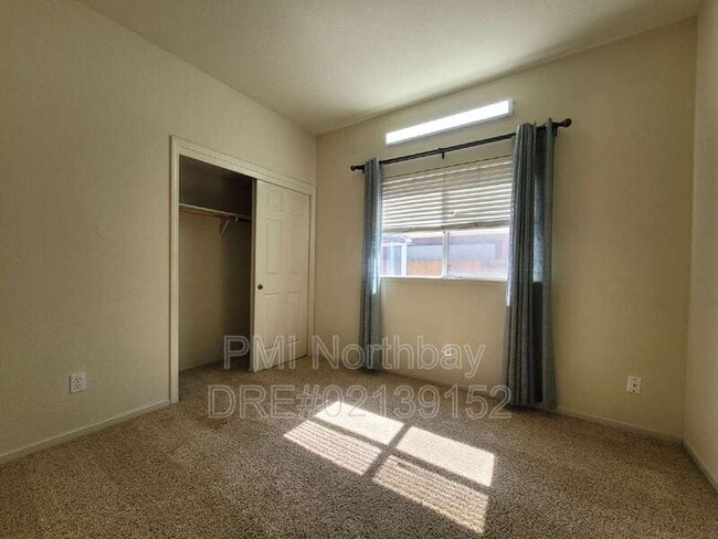Building Photo - 746 Palermo Dr