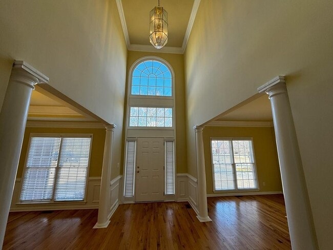 Building Photo - 2620 Springmonte Pl