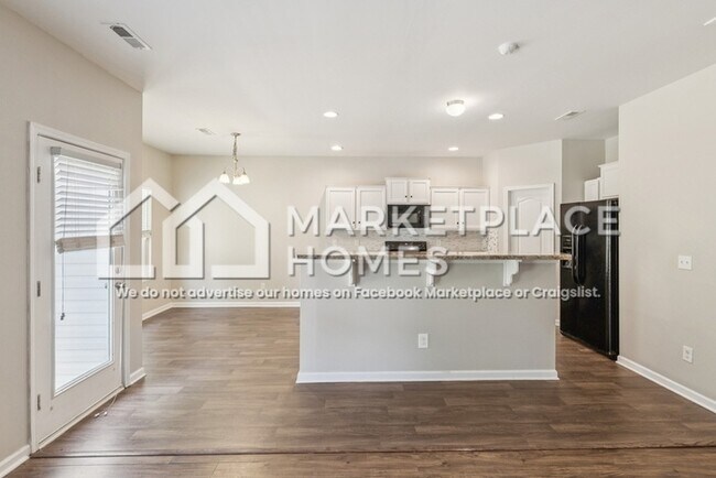 Building Photo - 11320 Joe Morrison Ln