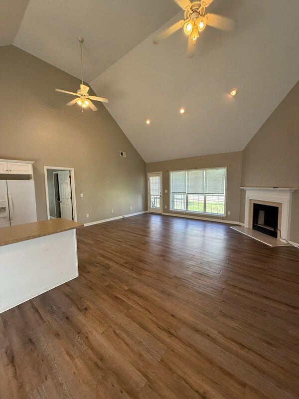 Building Photo - 149 Flagstone Ln