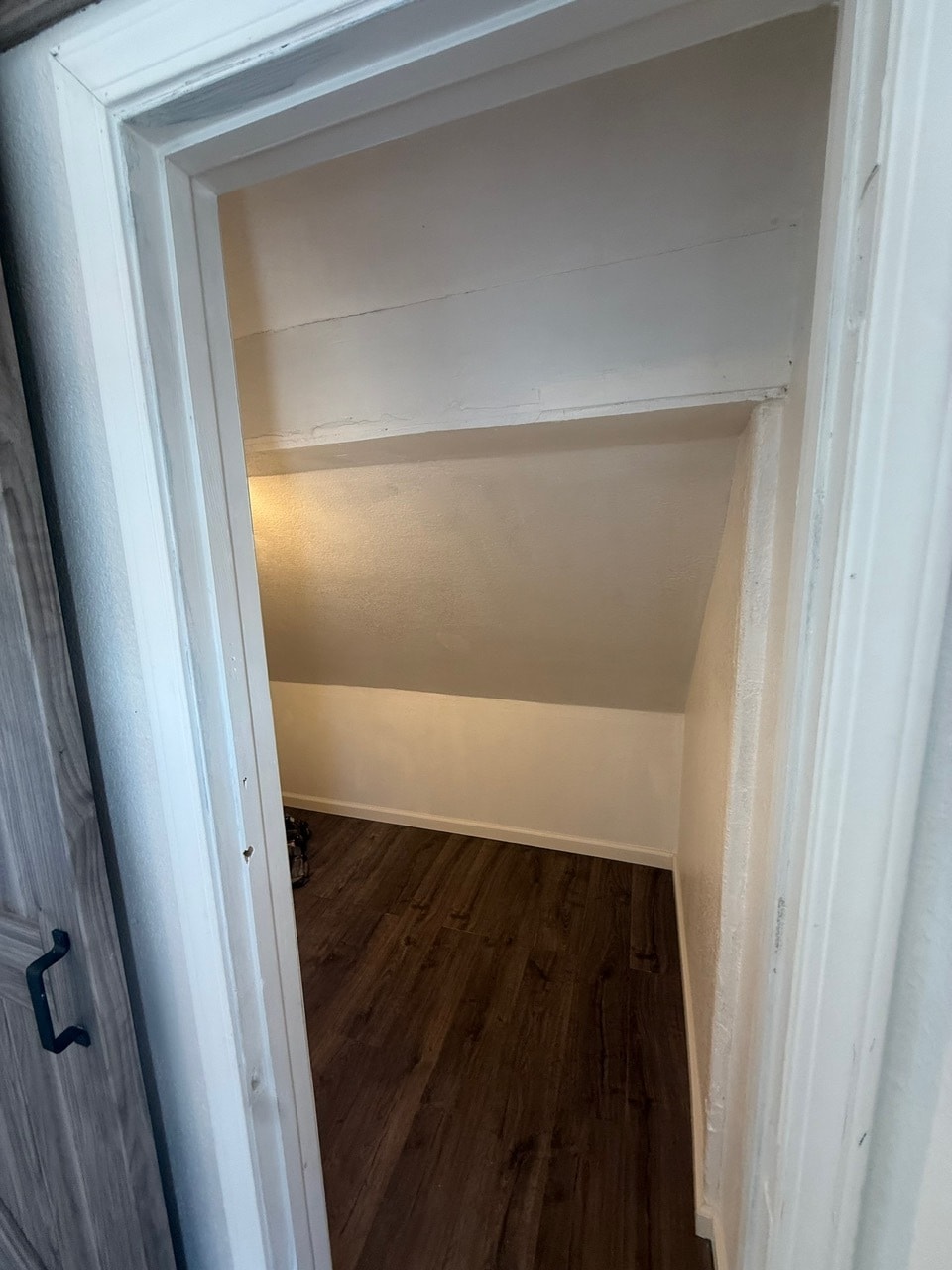 Building Photo - 116 Broadwater Ave