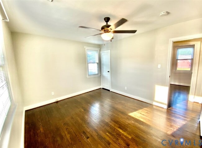 Building Photo - 26 Eastlake Dr