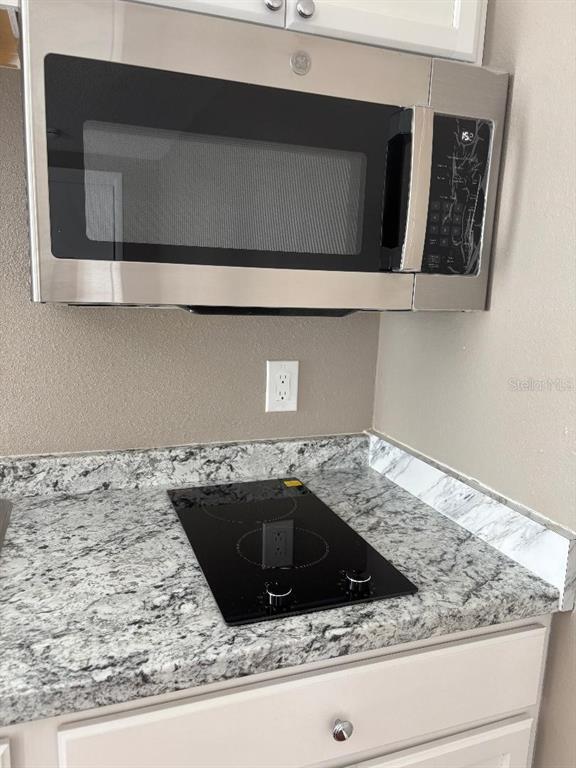 Building Photo - 15827 Adobe Dr