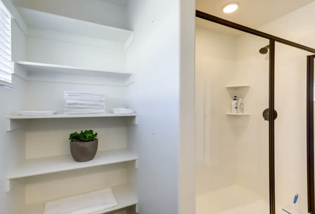 Building Photo - FURNISHED Charming 4 bedroom, 2.5 American Fork Home