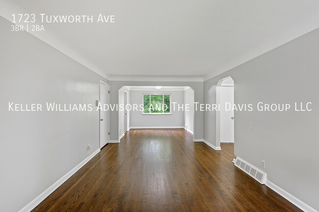Building Photo - 1723 Tuxworth Ave