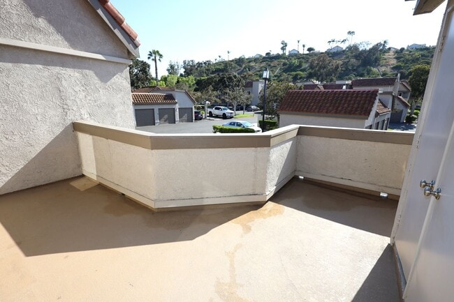 Building Photo - 28092 Mariposa