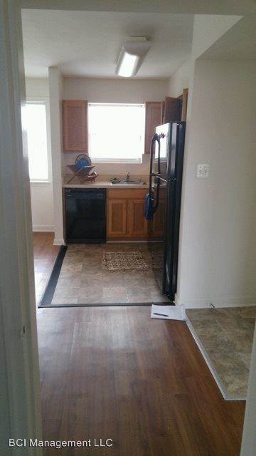 Building Photo - 2125 Cameron Dr
