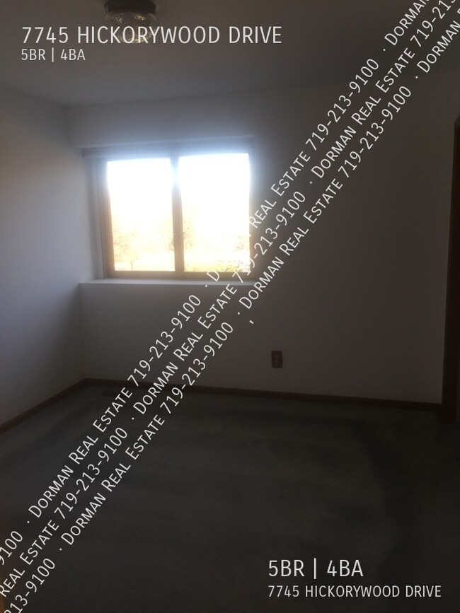 Building Photo - 7745 Hickorywood Dr