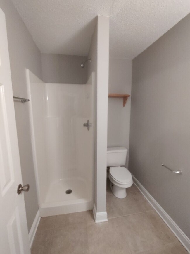 Building Photo - Spacious 2BD/2.5BA Townhome super close to CCU, HGTC, and CMC!