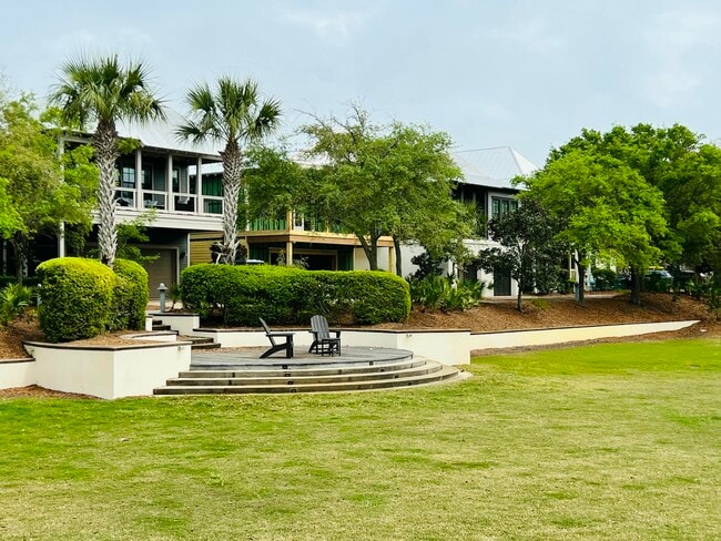 Building Photo - 153 Cypress Dr