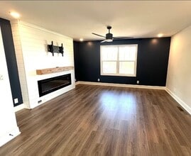 Building Photo - 64 W High St