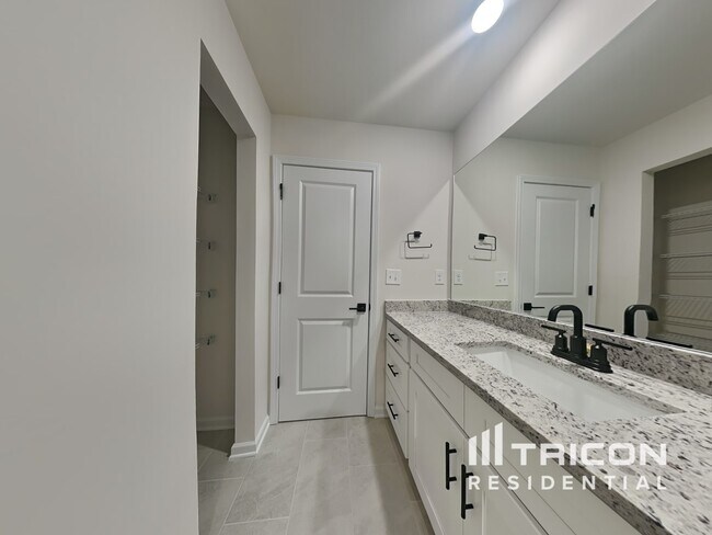 Building Photo - 3413 Arabian Farm Ln