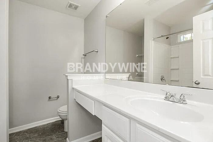 Building Photo - 3825 Fircrest Dr