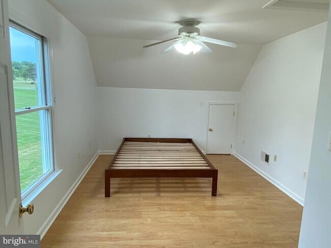 Building Photo - 14480 Woodstar Ct