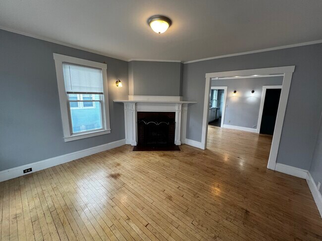 Building Photo - 83 Dartmouth St