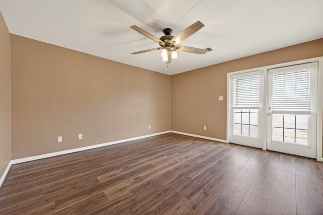 Building Photo - 22615 Harrington Field Dr