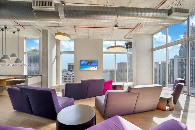 Building Photo - 151 SE 1st St