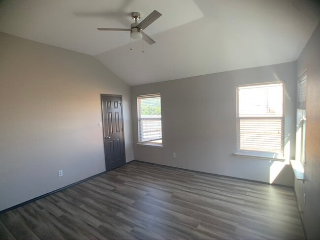 Building Photo - 7247 Irish Valley Trail