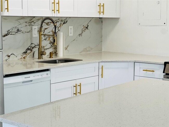 Building Photo - 7300 NW 17th St