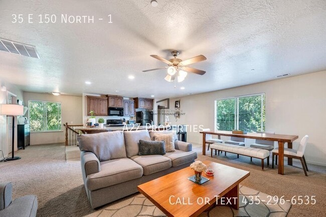 Building Photo - 35 E 150 N