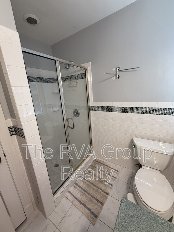 Building Photo - 10075 Aragon Dr