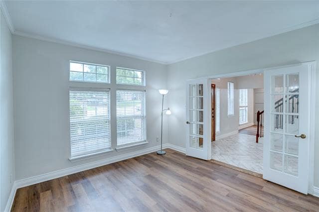 Building Photo - 1504 De Moss Ct