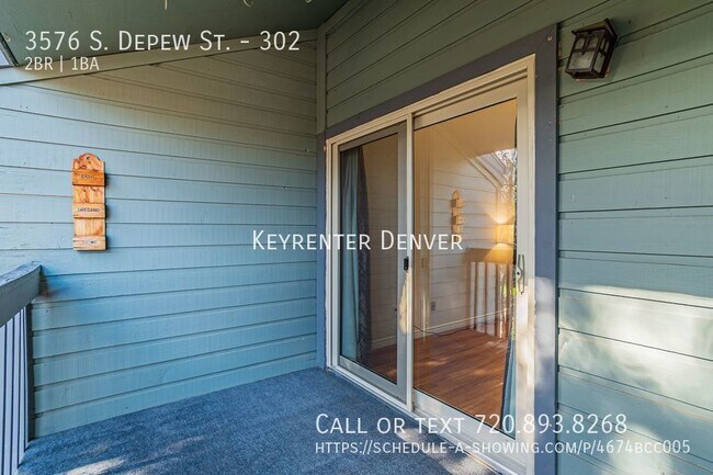 Building Photo - Spacious 2-Bedroom Condo with Loft, Firepl...