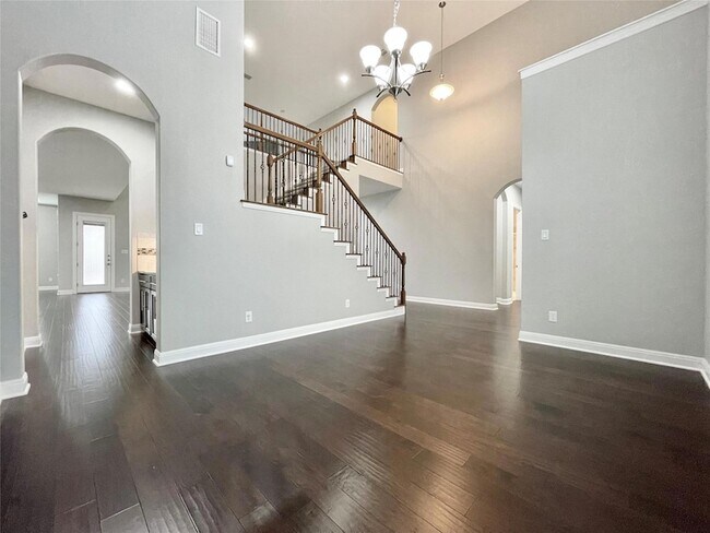 Building Photo - 3809 Mineral Dr