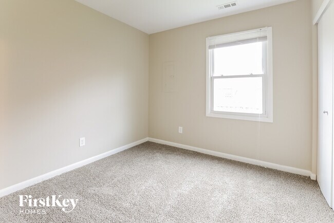 Building Photo - 1325 Ironwood Ct