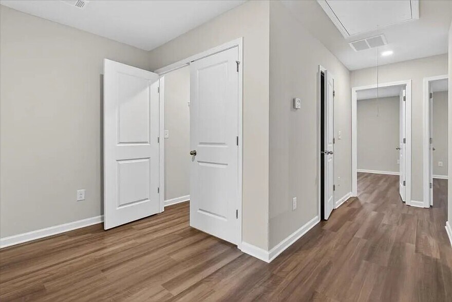 Building Photo - 115 Brexley Dr