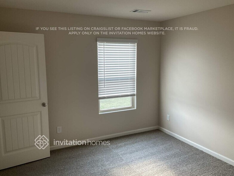 Building Photo - 919 Lilfield Ln