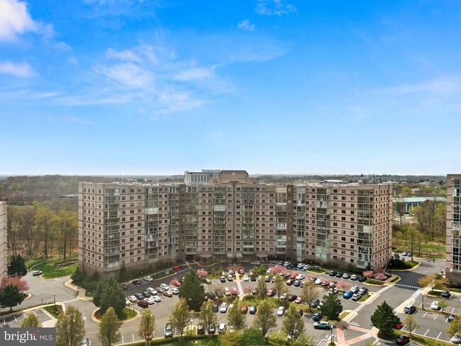 Building Photo - 19375 Cypress Ridge Terrace