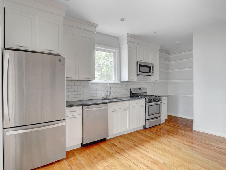 Kitchne - 45 New St