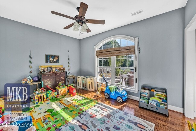 Building Photo - 7621 Nandina Dr
