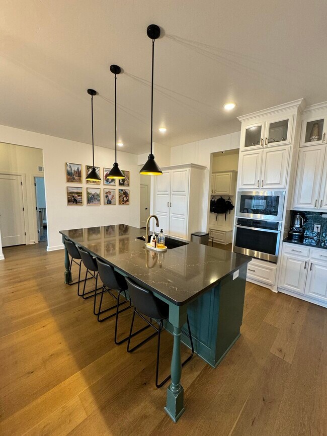 Building Photo - 18013 Marea Dr