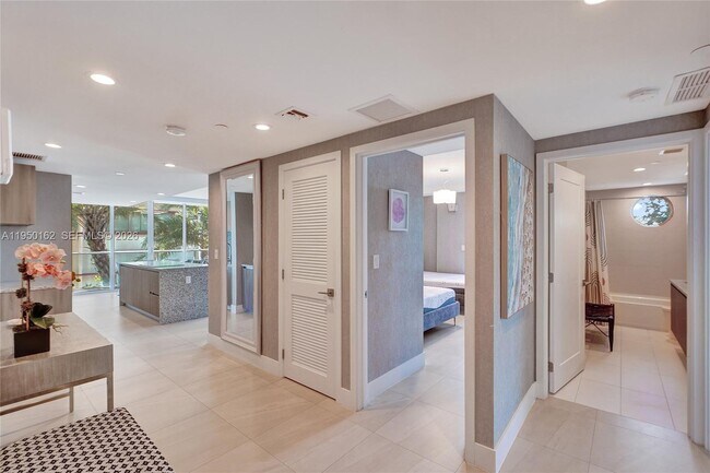 Building Photo - 1170 101st St