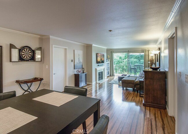 Building Photo - 100 Scholz Plaza