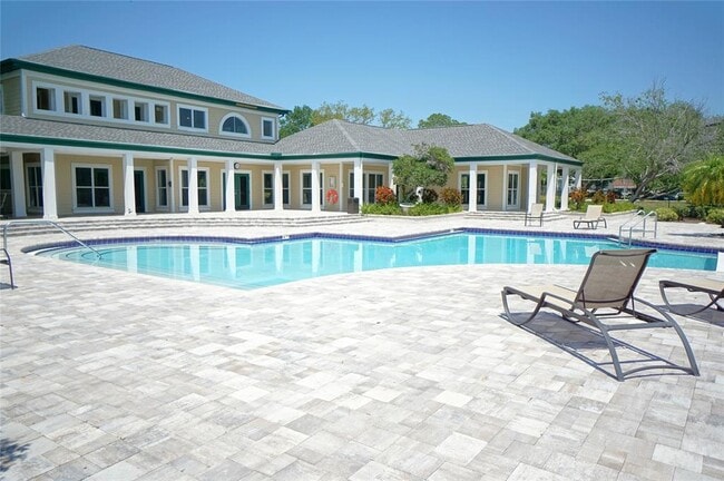 Building Photo - 10122 Winsford Oak Blvd