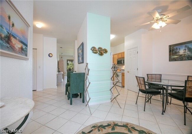 Building Photo - 3964 Bishopwood Ct E