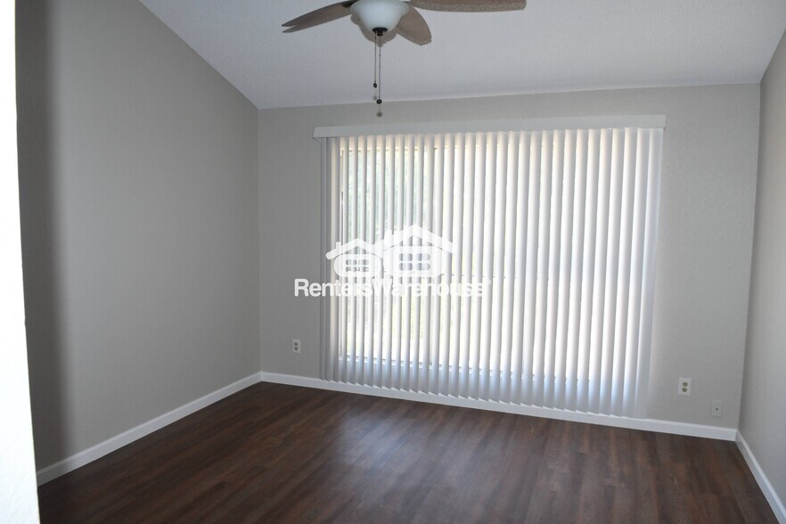 Building Photo - 1502 N Central Dr