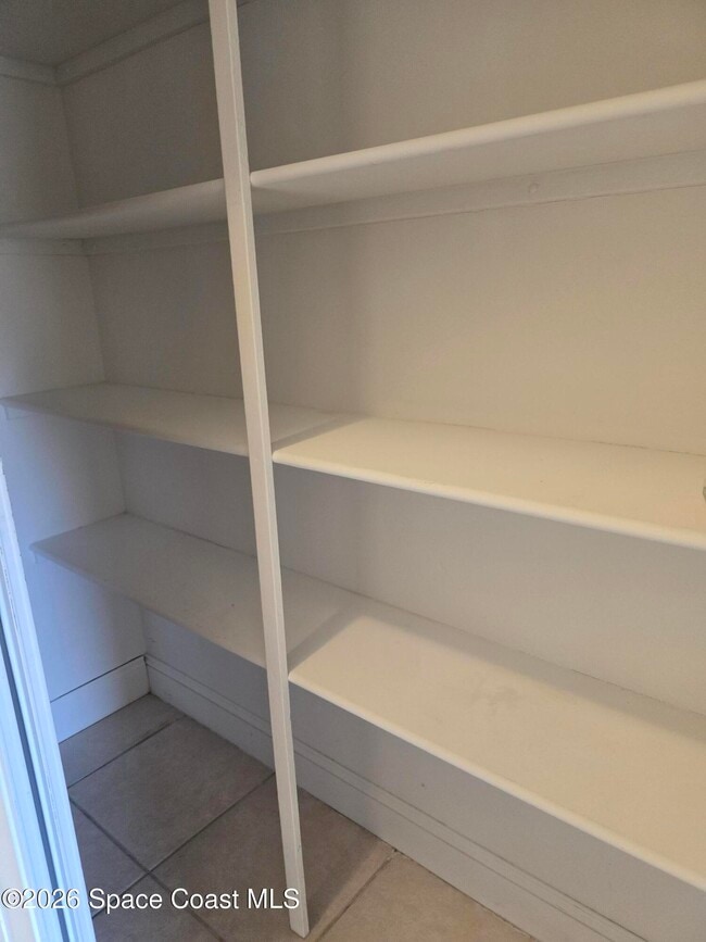 Building Photo - 910 S Orlando Ave