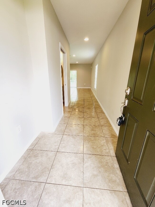 Building Photo - 3882 Tilbor Circle