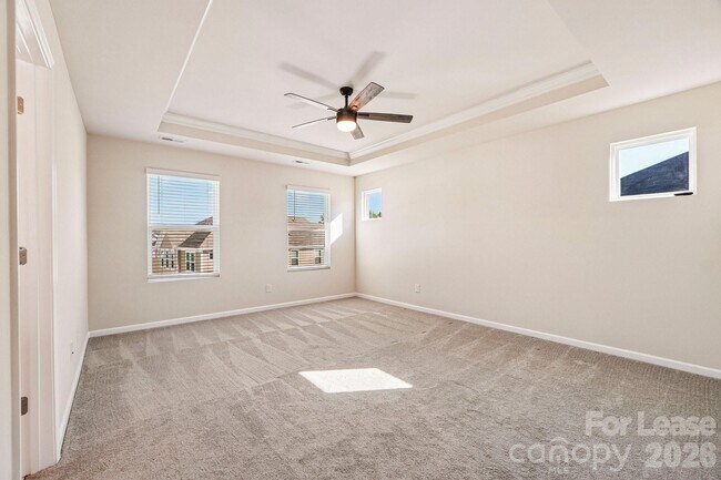 Building Photo - 15618 Little Bluestem St