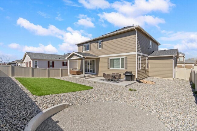 Building Photo - 4230 Satinwood Dr